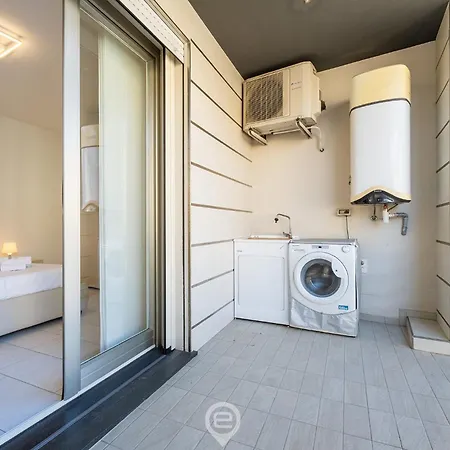 Ada Bright Escape * Cagliari